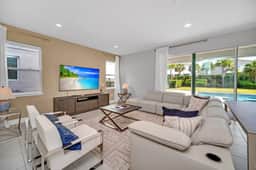Large Private Pool! Resort 8 Mi 2 Disney! 7673 - Image 2