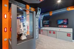 Real R2-D2 | Theater | Game Room | Near Disney 230 - Image 5