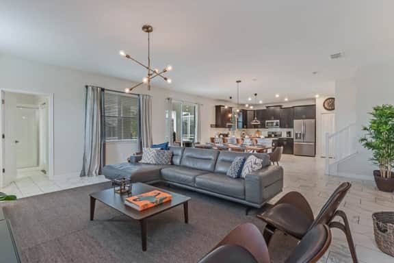 Minions! Game Room! Resort 9 Mi 2 Disney! 8940 - Image 2