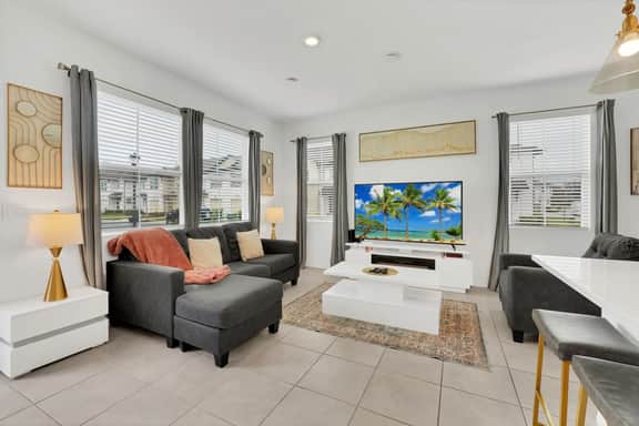 Lovely 3 Bed Townhome in Festival Resort-804LBD - Image 2