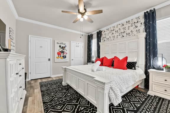 Themed Rooms | Theater | Waterpark | Pool 2166 - Image 2